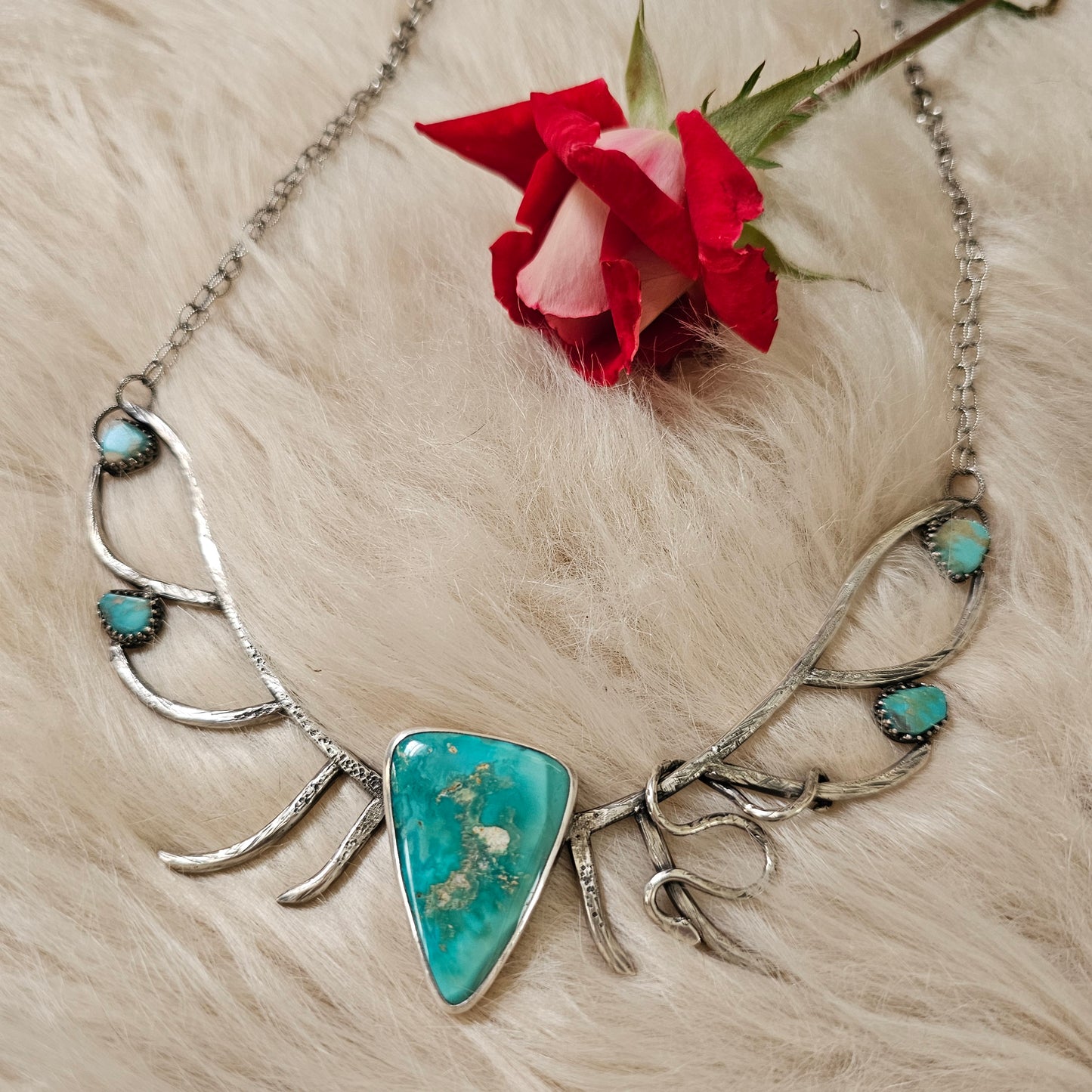 x ELK KINGWOMAN Statement Necklace - Handcrafted in Fine and Sterling Silver with Stone Mountain and Vintage Turquoise