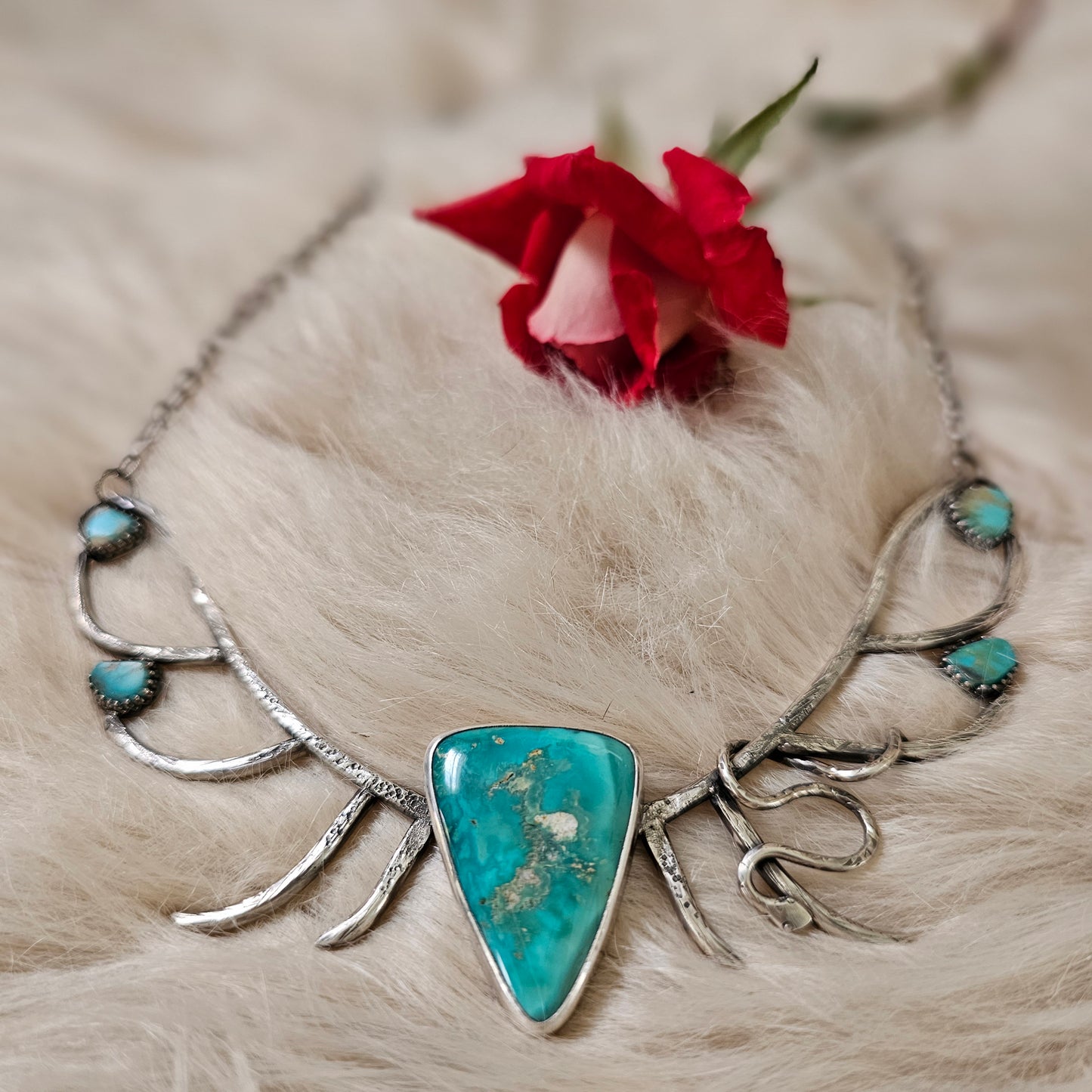 x ELK KINGWOMAN Statement Necklace - Handcrafted in Fine and Sterling Silver with Stone Mountain and Vintage Turquoise